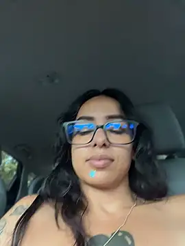 Controllercutie online show from 04/29/26, 05:30