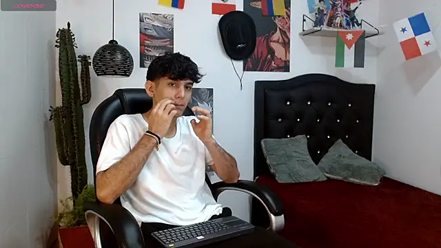 Snapshot of billy_wild chatting on 07/09/26, 11:58 billy wild online show from 07/09/26, 11:58