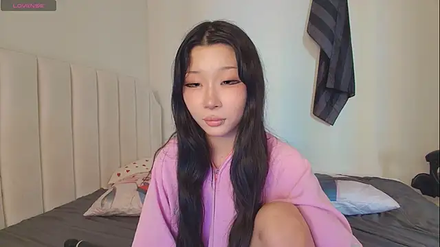 Snapshot of ayasinji chatting on 05/28/26, 03:26 ayasinji online show from 05/28/26, 03:26