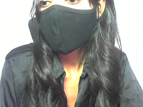 Snapshot of Shanaya_xo chatting on 07/09/26, 03:38 Shanaya xo online show from 07/09/26, 03:38