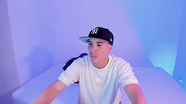 Axel  fierro online show from 04/06/26, 07:48