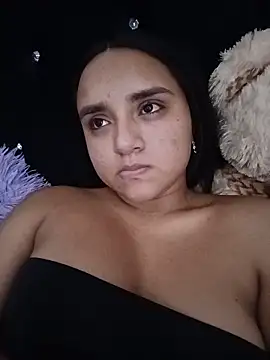 Snapshot of Valentina_Narvaez chatting on 06/20/26, 08:00 Valentina Narvaez online show from 06/20/26, 08:00