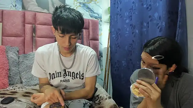Snapshot of keily_and_carty chatting on 04/24/26, 12:51 keily and carty online show from 04/24/26, 12:51