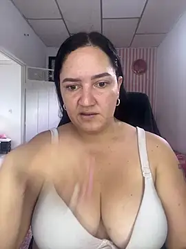Snapshot of Fresita-12 chatting on 04/29/26, 08:48 Fresita-12 online show from 04/29/26, 08:48