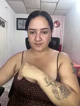 Snapshot of Fresita-12 chatting on 05/04/26, 12:50 Fresita-12 online show from 05/04/26, 12:50