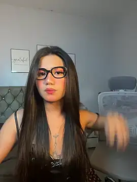 JassmineLove online show from 07/05/26, 07:26
