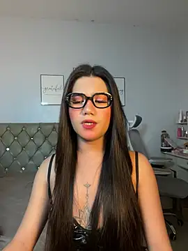 JassmineLove online show from 07/06/26, 08:22