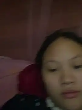 Snapshot of __Sunflower__ chatting on 04/08/26, 02:00 Sunflower online show from 04/08/26, 02:00