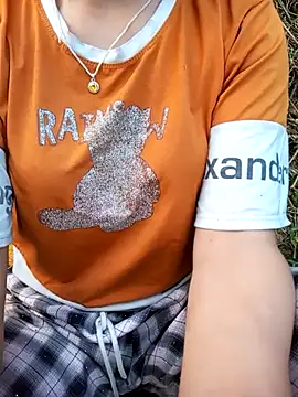 Snapshot of minachao121 chatting on 04/08/26, 10:59 minachao121 online show from 04/08/26, 10:59