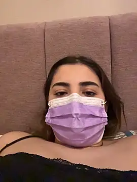 Snapshot of AnnieCartier chatting on 04/14/26, 12:44 AnnieCartier online show from 04/14/26, 12:44