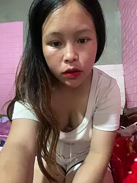 Snapshot of Hini_cute chatting on 04/05/26, 10:45 Hini cute online show from 04/05/26, 10:45