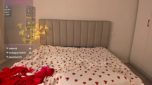 linmilena online show from 04/11/26, 07:45