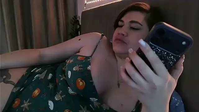 miss preggie online show from 04/27/26, 06:39
