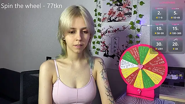 LunaBless online show from 05/29/26, 04:05