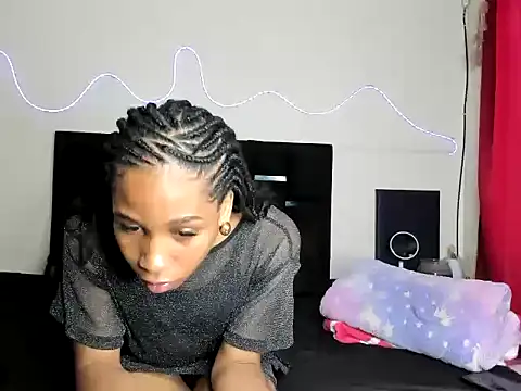 Snapshot of BeautyTransgender chatting on 06/03/26, 04:12 BeautyTransgender online show from 06/03/26, 04:12
