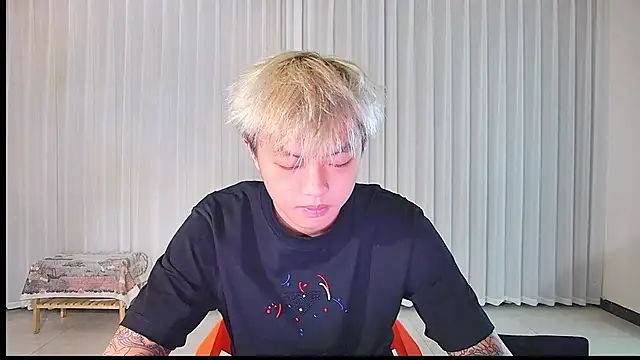 Zhuguli-001 online show from 04/08/26, 04:56