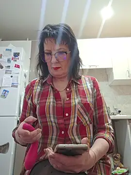 LaliaMia online show from 02/10/26, 03:54