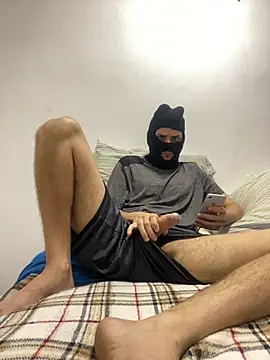 Couple PlayHot BR online show from 07/18/26, 05:50