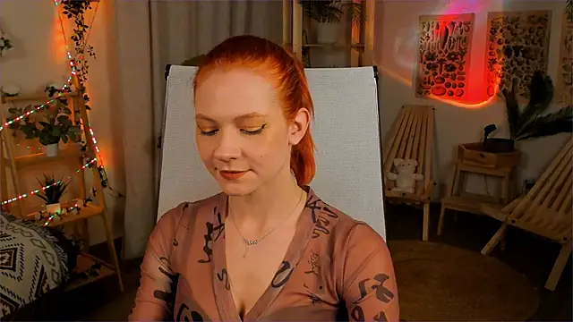 LisaAris online show from 04/24/26, 06:21
