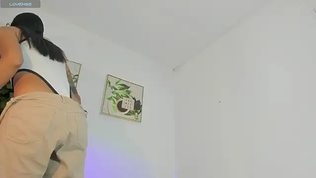 Snapshot of Maddie_Ray chatting on 04/24/26, 11:34 Maddie Ray online show from 04/24/26, 11:34