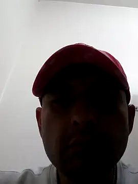 Snapshot of KingRichard3328 chatting on 07/02/26, 03:51 KingRichard3328 online show from 07/02/26, 03:51