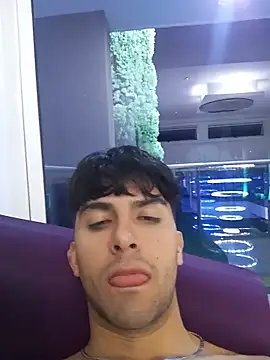 RodrigoColby2 online show from 04/28/26, 03:44