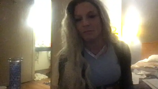 GypsiiCornel online show from 04/12/26, 10:31