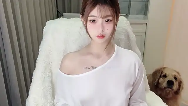 xiaoyugan cute online show from 04/22/26, 03:24
