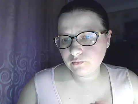 Snapshot of Miss_Bellaaa chatting on 04/08/26, 04:07 Miss Bellaaa online show from 04/08/26, 04:07