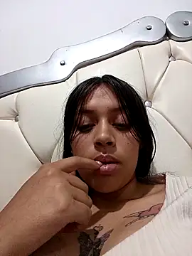 mara-ross online show from 04/07/26, 04:02