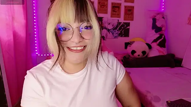ZoeyDoll  online show from 05/04/26, 08:38