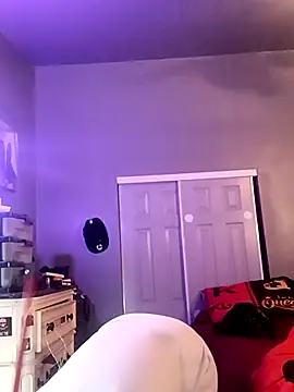 Uneedthis12inch online show from 04/14/26, 01:11