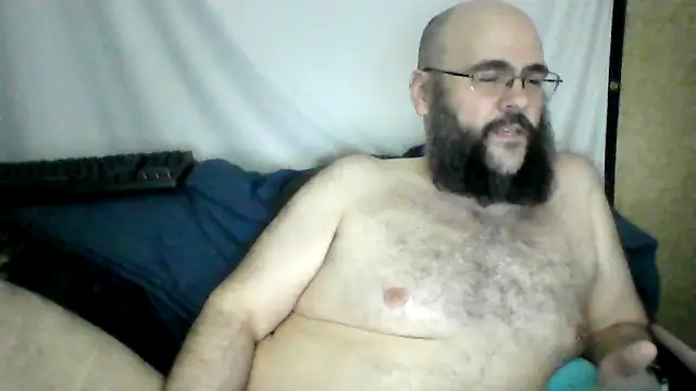 BriTheTopBear online show from 04/21/26, 01:42