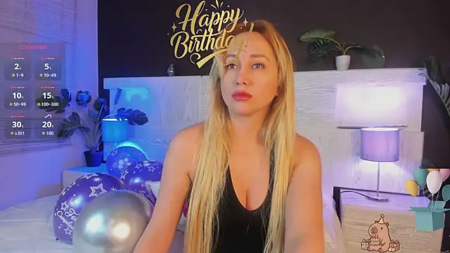 angelina hilton online show from 06/16/26, 12:30