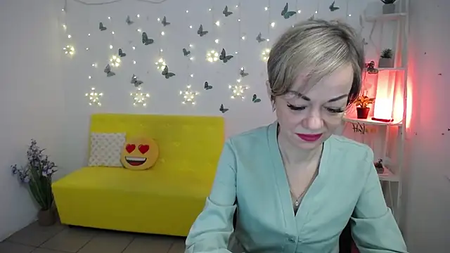 NikaMayu online show from 05/09/26, 05:12