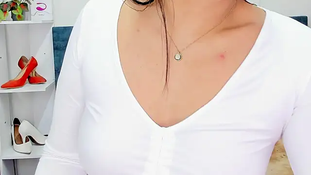 IsadoraVex online show from 05/22/26, 01:57