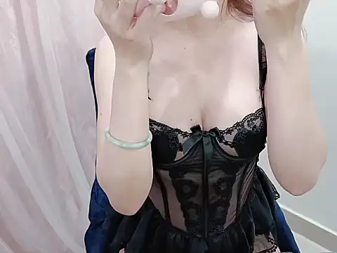 minami-yuiyui online show from 05/29/26, 01:14