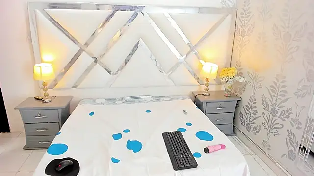 scarlettecortes online show from 04/10/26, 02:33