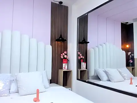 AlesaKinky online show from 04/08/26, 12:49