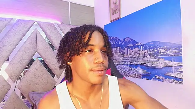 Snapshot of axel_silva4 chatting on 05/13/26, 07:55 axel silva4 online show from 05/13/26, 07:55