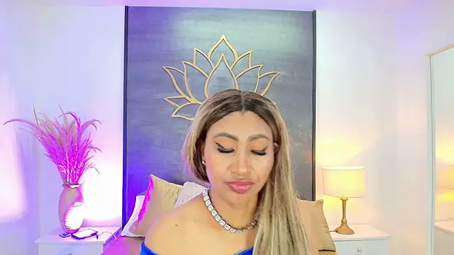 Snapshot of Kiara_Parker_ chatting on 05/19/26, 01:56 Kiara Parker online show from 05/19/26, 01:56