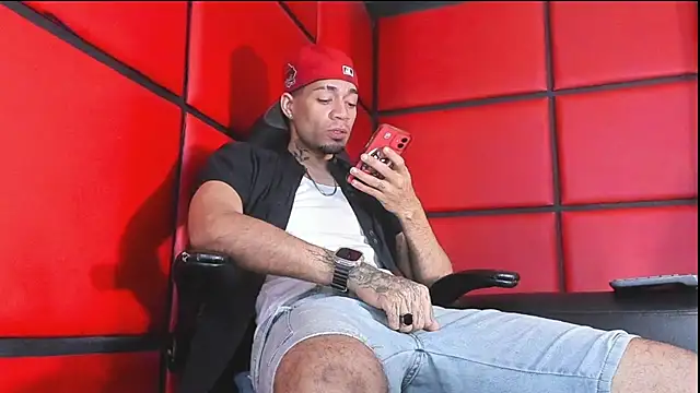 Daniel huge22 online show from 05/20/26, 03:29