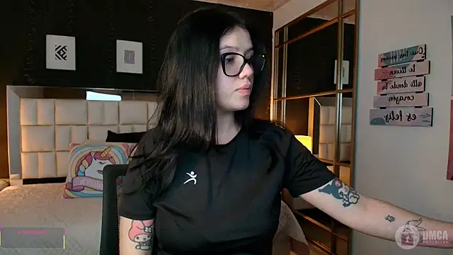 aria bloomer online show from 05/05/26, 12:02