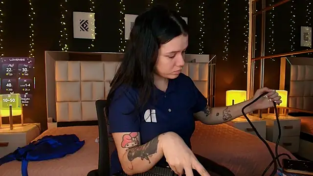 aria bloomer online show from 05/22/26, 12:33
