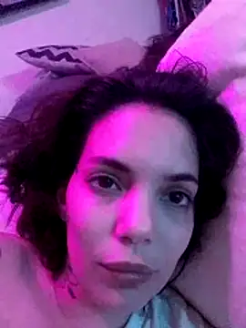 Snapshot of anestesia_5 chatting on 05/26/26, 10:39 anestesia 5 online show from 05/26/26, 10:39