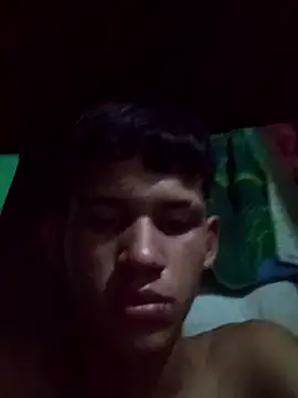 Snapshot of chicocalo chatting on 04/08/26, 04:12 chicocalo online show from 04/08/26, 04:12