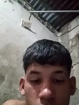 Snapshot of chicocalo chatting on 04/13/26, 03:23 chicocalo online show from 04/13/26, 03:23