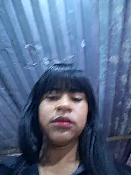 Zoe Ssl online show from 04/12/26, 12:48