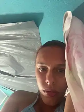 nandinharuivinha22 online show from 04/08/26, 05:57