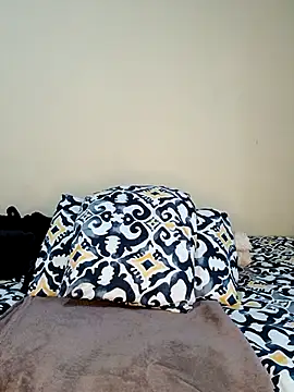 Snapshot of EbonySexySlimxxx chatting on 06/16/26, 01:47 EbonySexySlimxxx online show from 06/16/26, 01:47